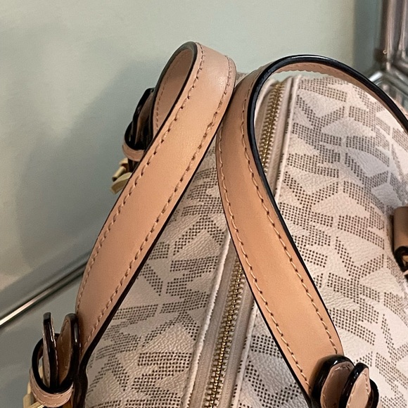 Grayson handbag wallet & makeup bag set (3) - Picture 12 of 16